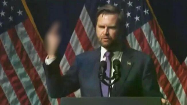 Вице-президент США Джей Ди Вэнс во время выступления в Огайо