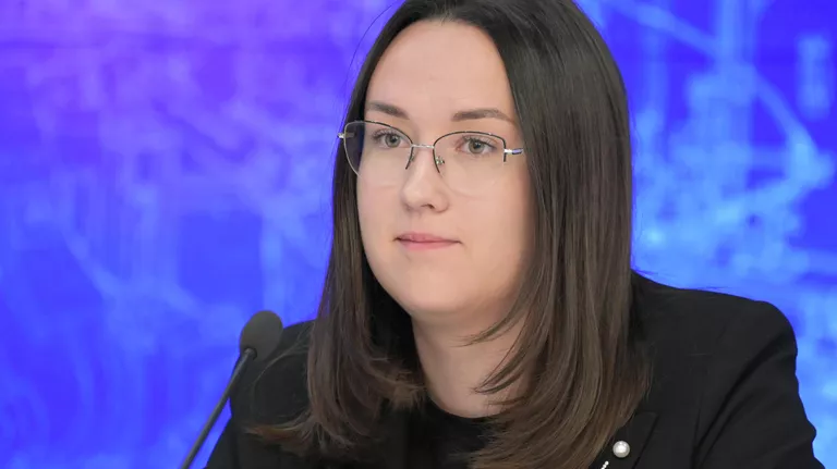 Победитель международного фестиваля студенческого предпринимательства Студфест-2025 Арина Вахнина Победитель международного фестиваля студенческого предпринимательства Студфест-2025 Арина Вахнина