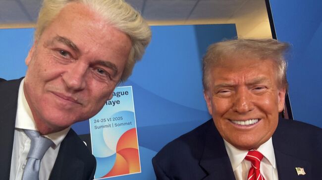 Герт Вилдерс и Дональд Трамп во время встречи на саммите НАТО в Гааге