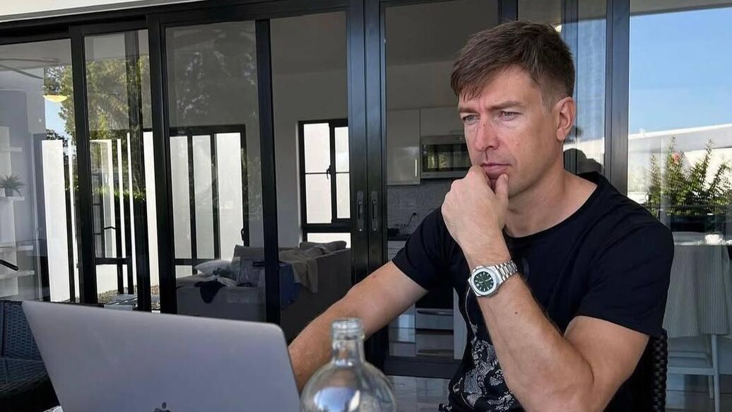 Алексу Лесли грозит срок до шести лет за подстрекательство к изнасилованию