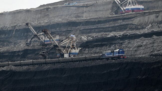 Работы на крупнейшем в России Бородинском угольном разрезе компании СУЭК