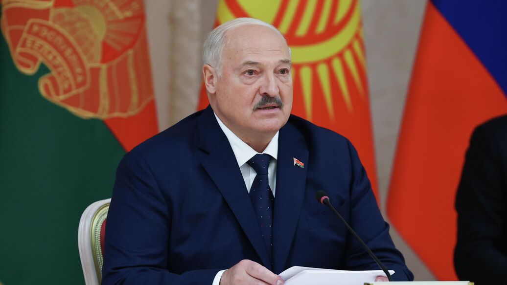 Россия и Белоруссия не отступают от планов по "Орешнику", заявил Лукашенко