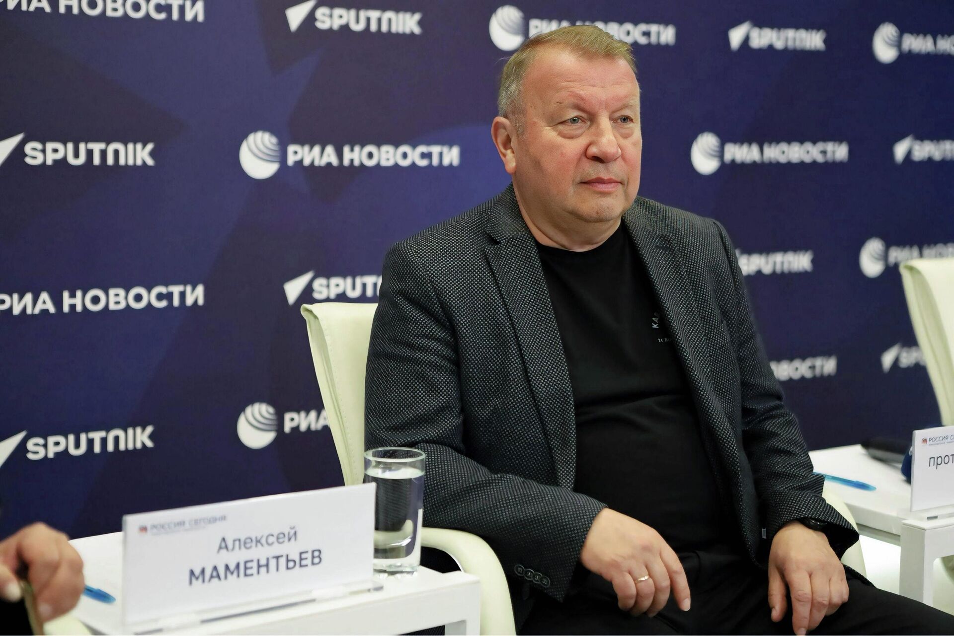 Директор фестиваля Русский характер, советник губернатора Владимирской области, бард Алексей Маментьев - РИА Новости, 1920, 27.06.2025