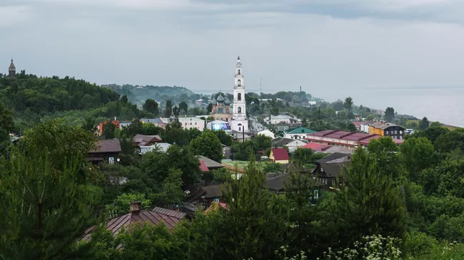 Вид на город Юрьевец Ивановской области 