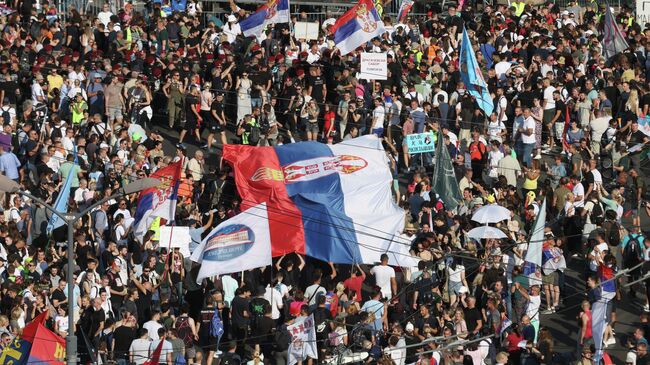 Антиправительственный митинге в Белграде, Сербия