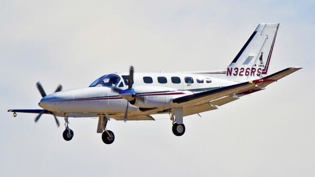 Лекгомоторный самолет Cessna 441Conquest II 