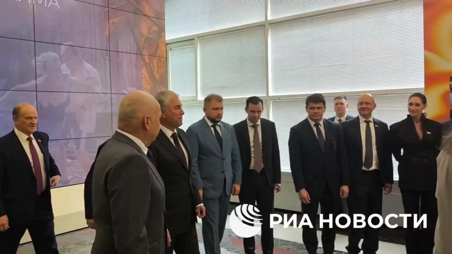 Открытие фотовыставки Хроники террора украинского неонацистского режима в Госдуме - РИА Новости, 1920, 01.07.2025