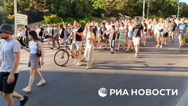 Митинг в центре Белграда