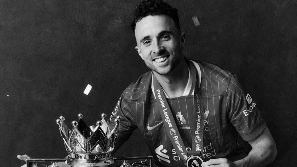 Первый клуб погибшего в ДТП Жоты будет выступать в форме с его изображением