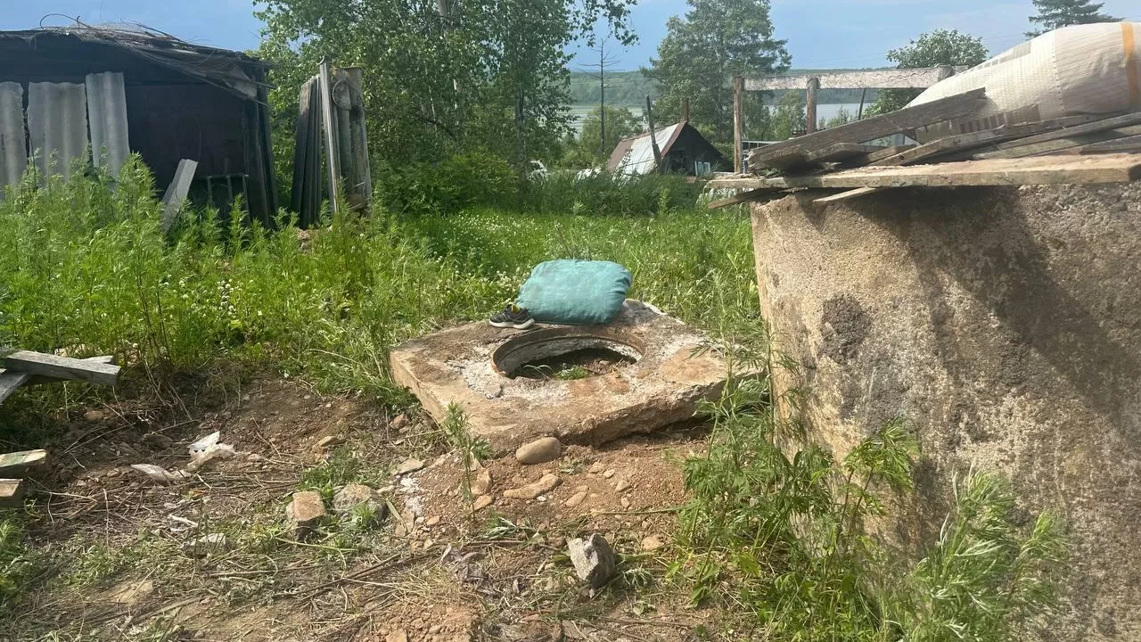 В Хабаровском крае шестилетнего мальчика убило бетонной плитой