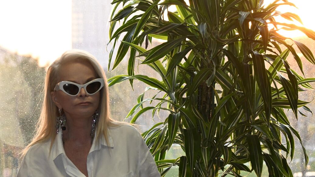 Представитель Долиной прокомментировал флешмоб против нее