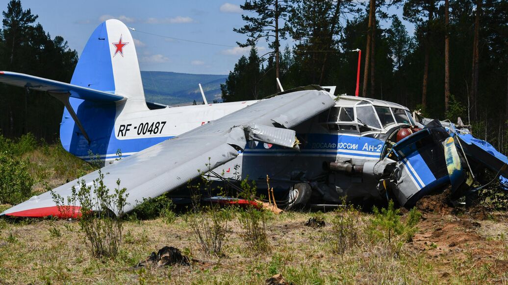 © РИА Новости / Евгений Епанчинцев<br>Самолет Ан-2 совершил жесткую посадку в Забайкалье