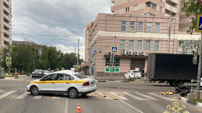 На месте ДТП с участием мотоцикла в подмосковном Раменском. 5 июля 2025