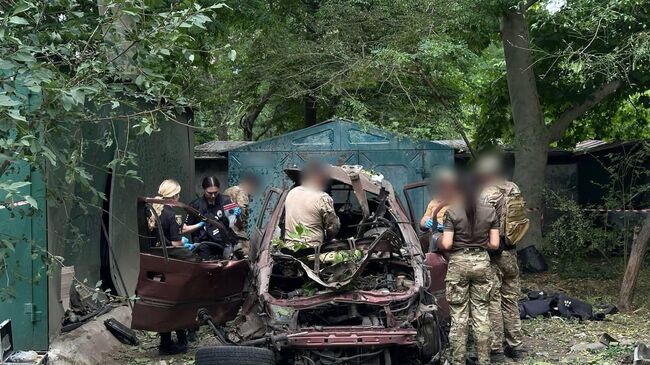 Место подрыва автомобиля в Одессе