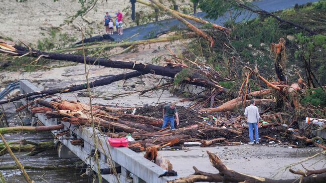Последствия наводнения в Ингрэме, штат Техас