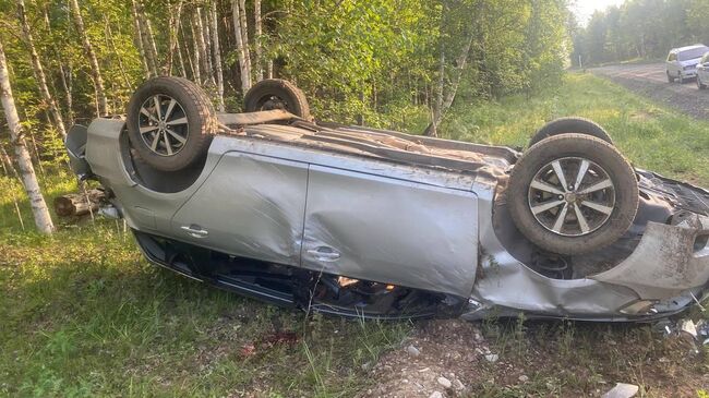 На месте ДТП недалеко от поселка Ленинский в Забайкалье. 7 июля 2025