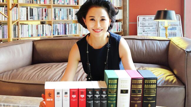 Южнокорейская переводчица и предприниматель Ким Чжон А