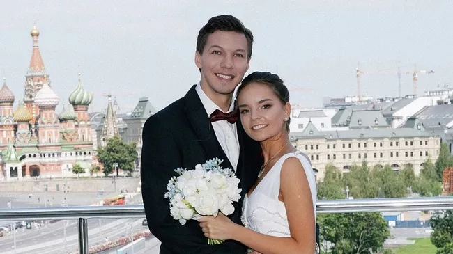 Дмитрий Соловьев и Дина Аверина
