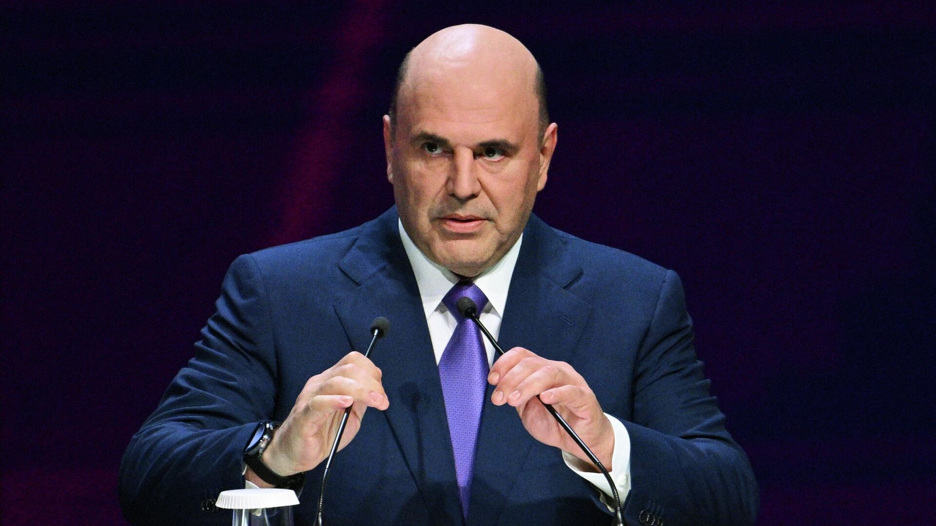 Мишустин призвал актуализировать положения развития строительной отрасли