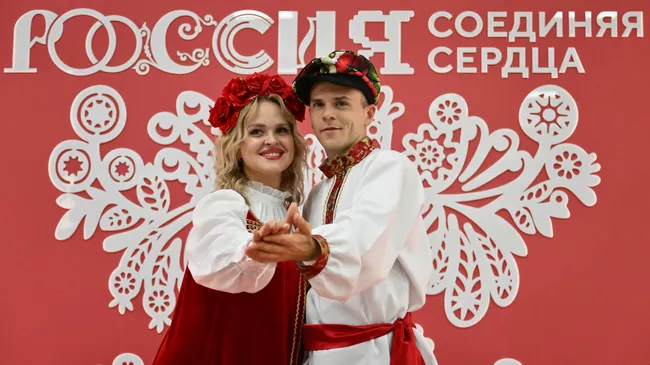 Участники Всероссийского свадебного фестиваля Россия. Соединяя сердца в Москве