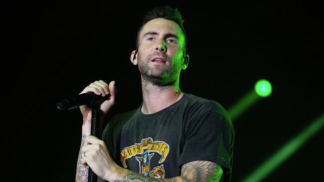 Вокалист группы Maroon 5 Адам Левин