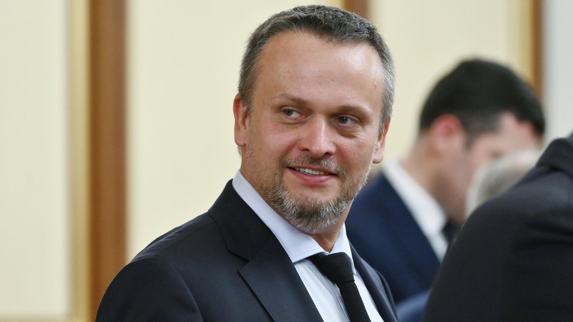 Министр транспорта РФ Андрей Никитин перед началом заседания правительства РФ - РИА Новости, 1920, 10.07.2025