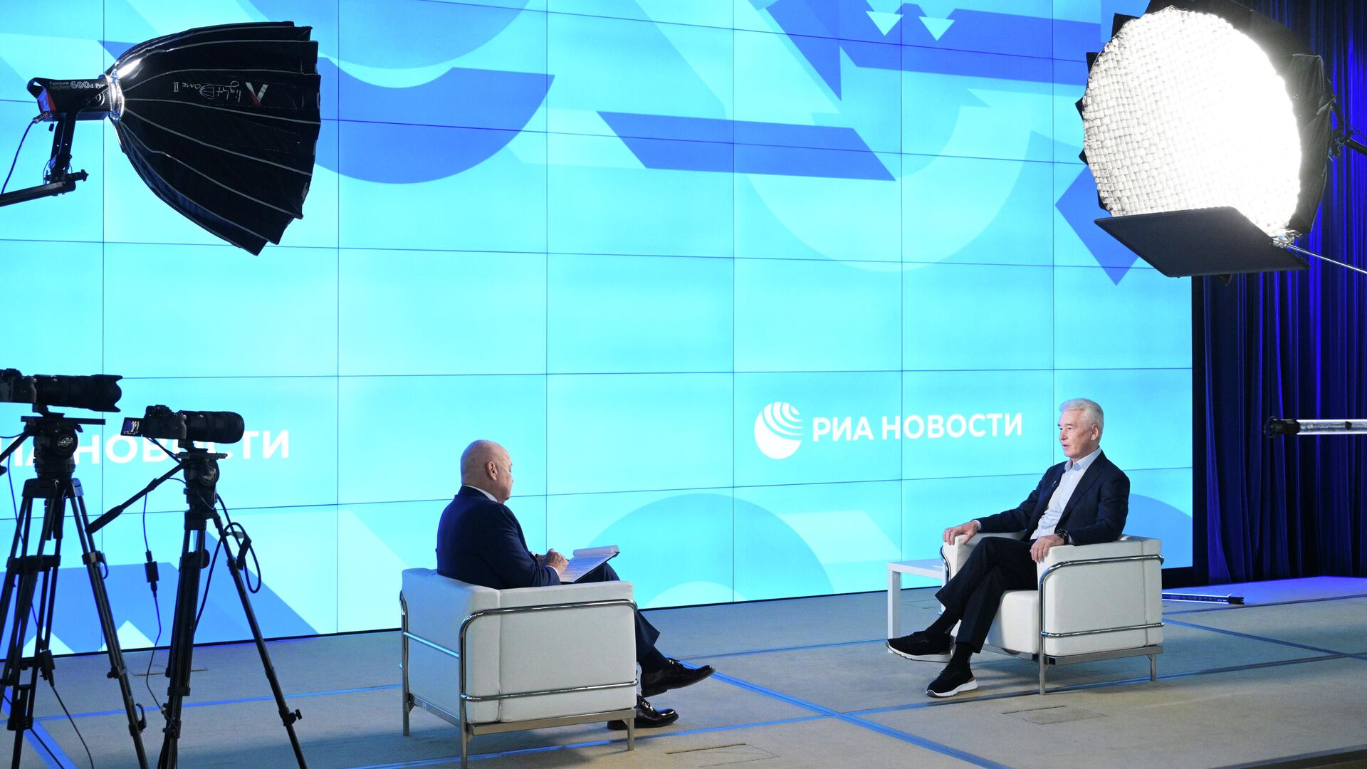 Интервью мэра Москвы Собянина гендиректору медиагруппы Россия сегодня Киселеву - РИА Новости, 1920, 11.07.2025