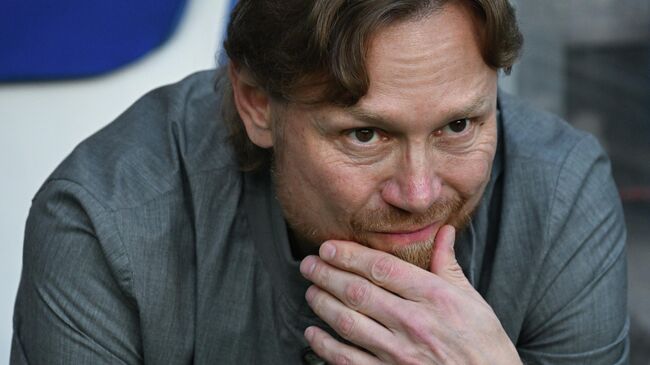 Валерий Карпин Валерий Карпин