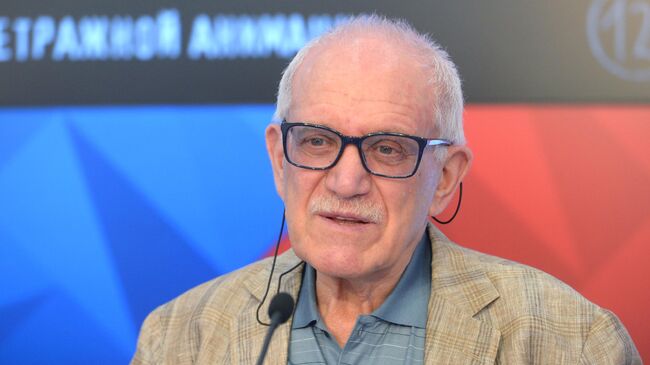 Кинорежиссер, народный артист России Александр Митта