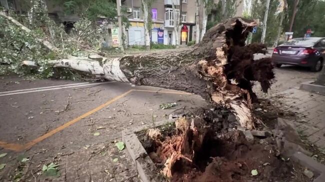Последствия урагана в Донецке. 13 июля 2025