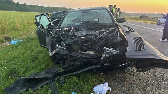 Последствия столкновения двух легковых автомобилей в Вологодской области