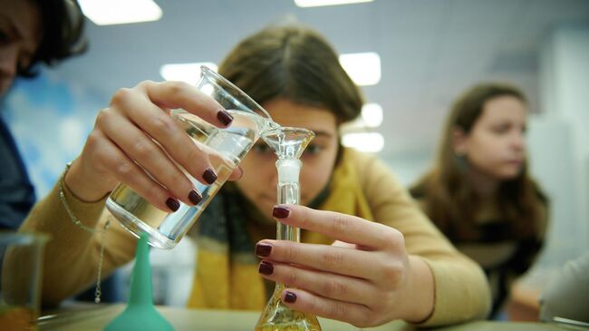 Школьная экскурсия по московским производствам