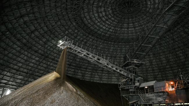 Стакер в работе