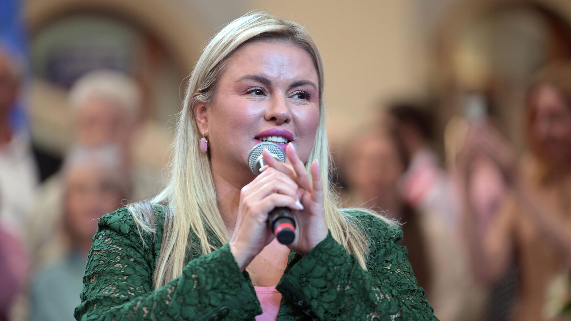 Певица Анна Семенович Певица Анна Семенович - РИА Новости, 1920