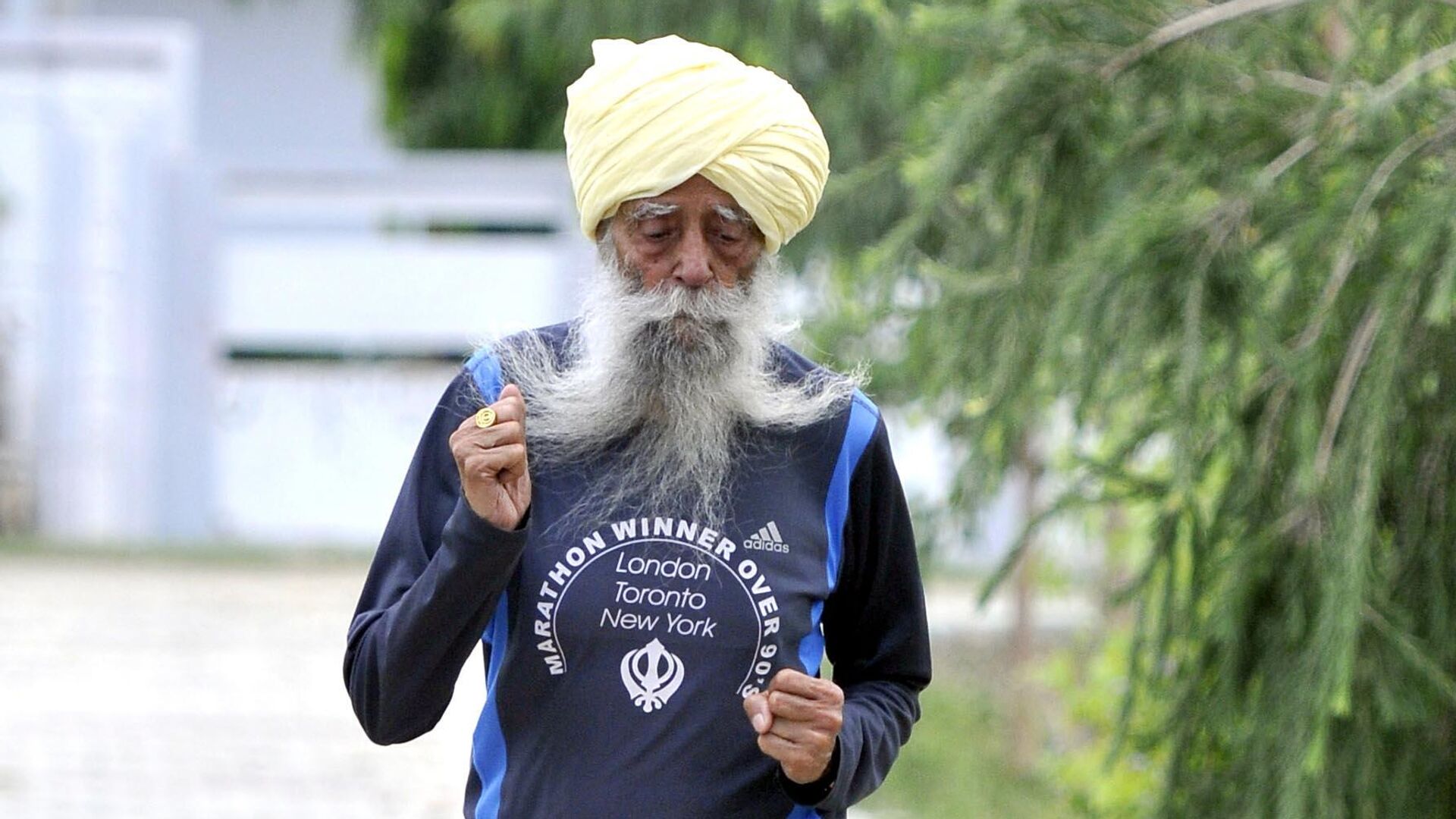 Индийский бегун Фауджа Сингх - РИА Новости, 1920, 15.07.2025