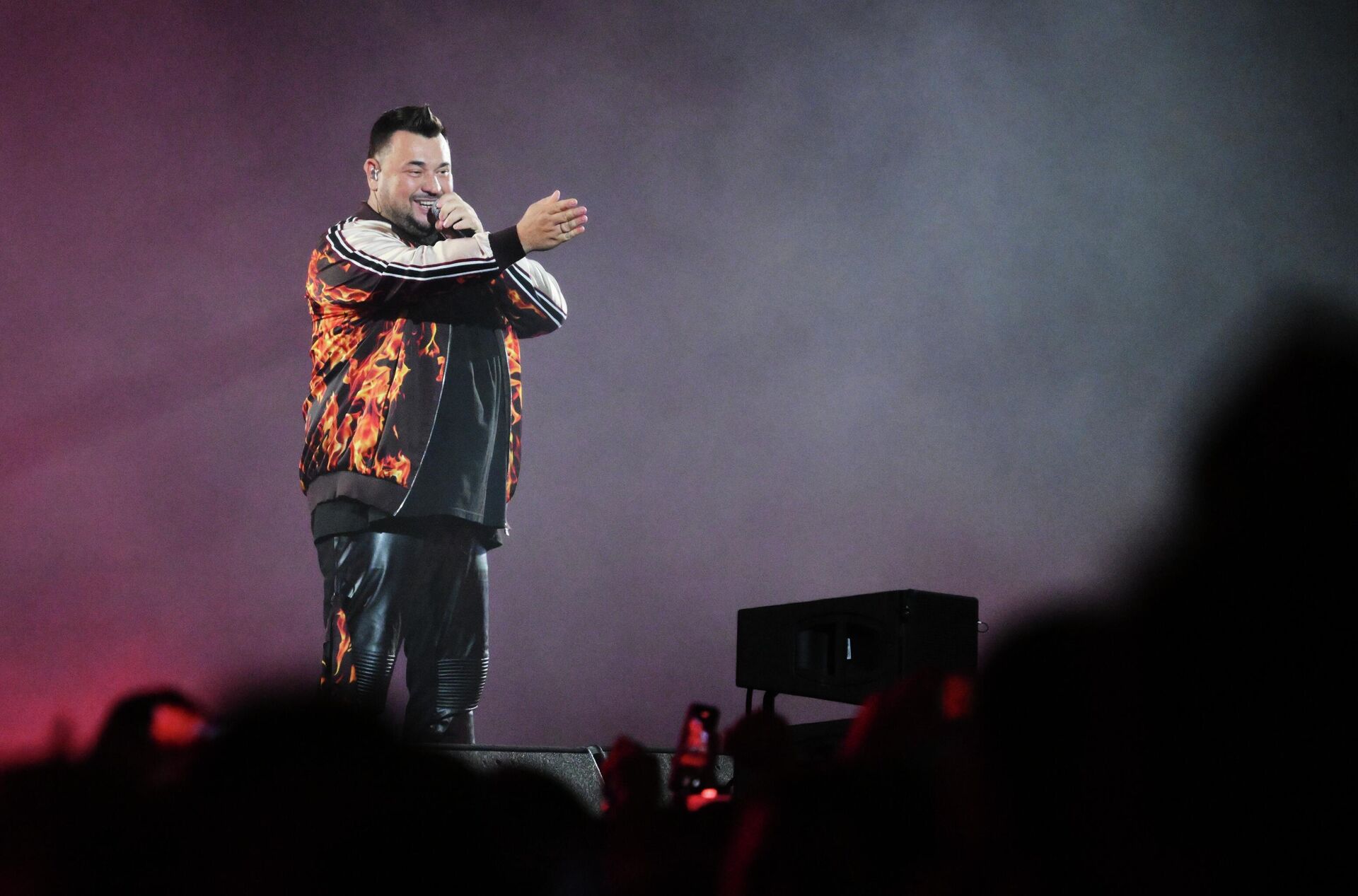 Певец Сергей Жуков выступает на фестивале VK Fest в Москве Певец Сергей Жуков выступает на фестивале VK Fest в Москве - РИА Новости, 1920, 28.08.2025