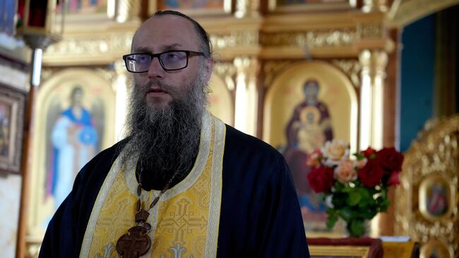 Настоятель Свято-Михайловского храма отец Алексий
