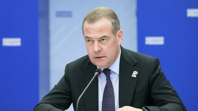 Заместитель председателя Совета безопасности РФ Дмитрий Медведев