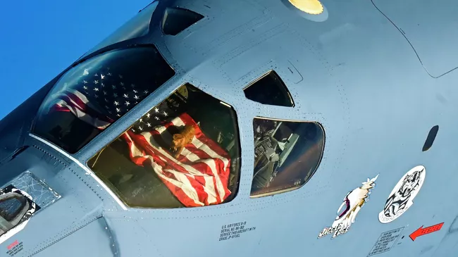 Самолет B-1B Lancer ВВС США 