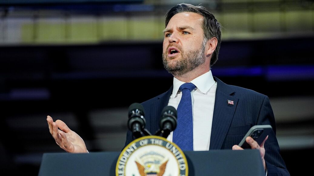 © AP Photo / Matt Rourke<br>Джей Ди Вэнс. Архивное фото