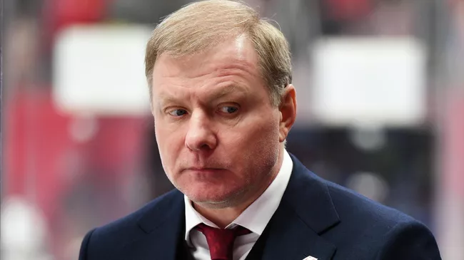 Главный тренер Спартака Алексей Жамнов 