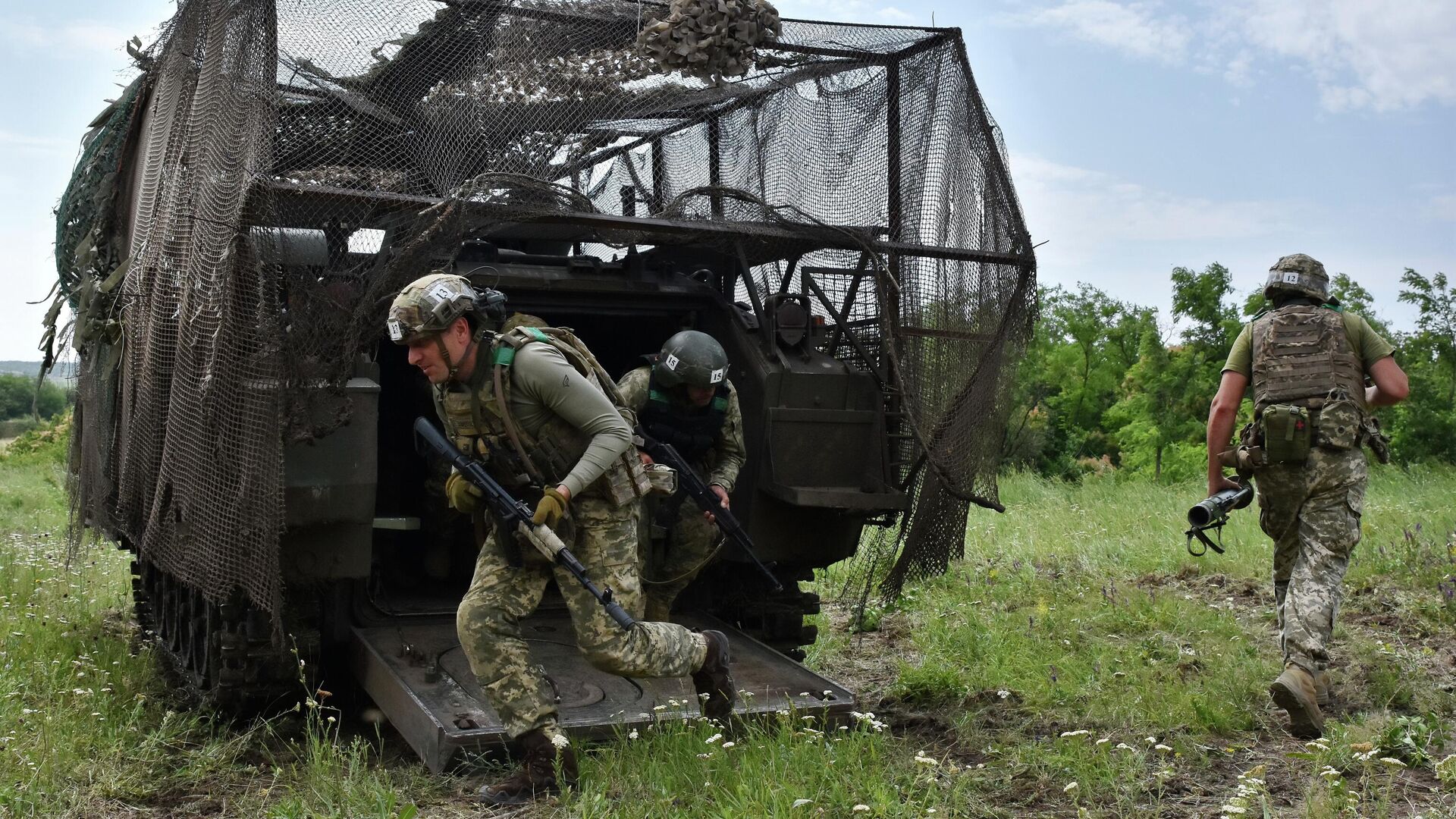 СМИ узнали, когда у Украины могут закончиться средства на войну СМИ узнали, когда у Украины могут закончиться средства на войну