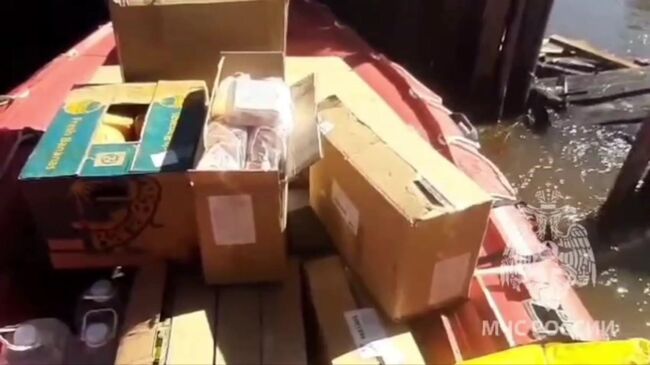 Работа спасателей в затопленных районах Якутии