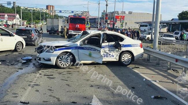 На месте ДТП с участием автомашины ДПС в Приморском крае