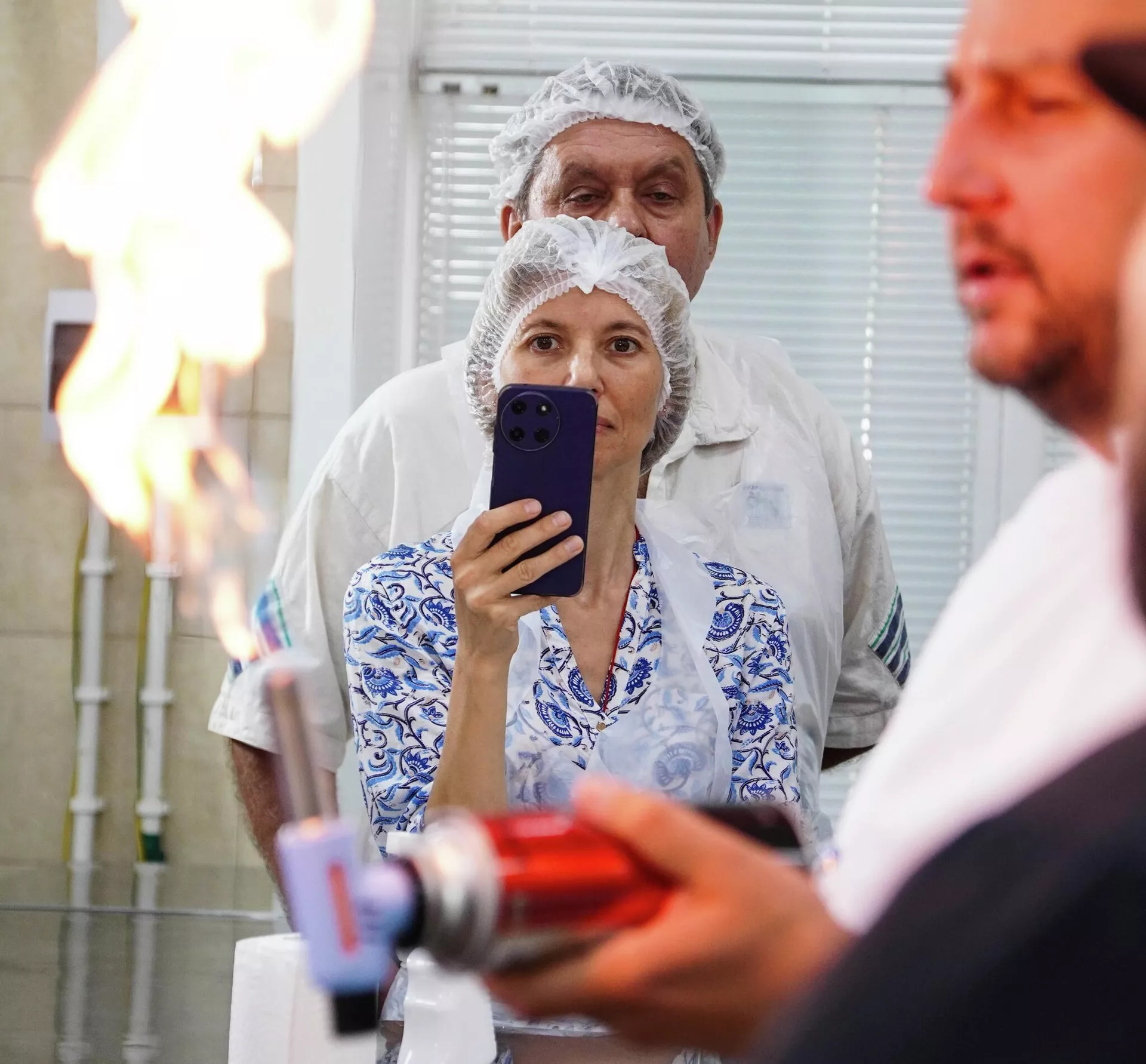 Гастрокэмп Амур 2025. Повара используют разные способы приготовления продуктов