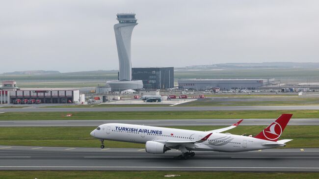 Самолет авиакомпании Turkish airlines