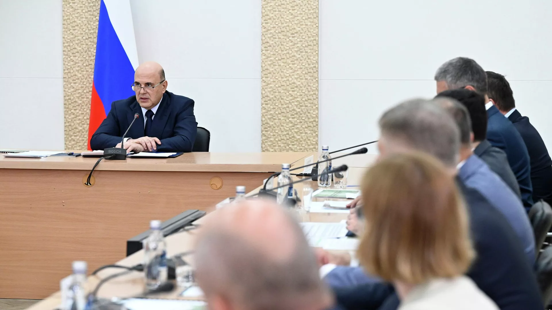 Председатель правительства РФ Михаил Мишустин проводит совещание О развитии экспорта зерна в Чите. 22 июля 2025 - РИА Новости, 1920, 22.07.2025