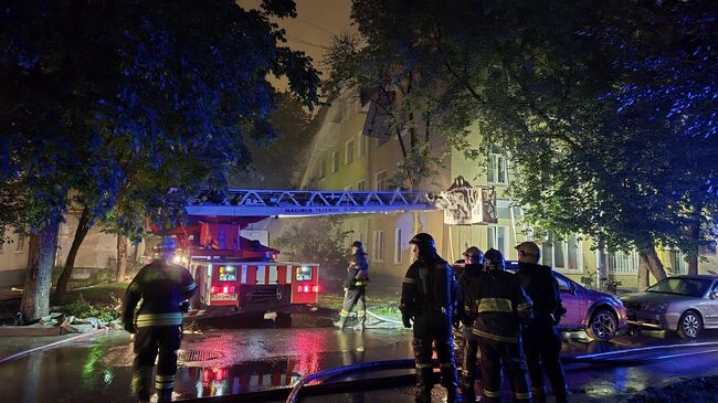 Ликвидация пожара в жилом доме на Мытной улице в Москве. 23 июля 2025