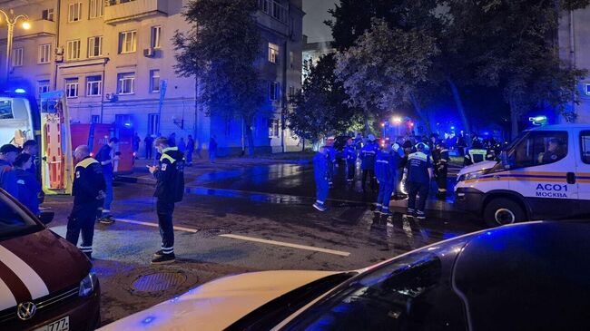 Ликвидация пожара в жилом доме на Мытной улице в Москве. 23 июля 2025