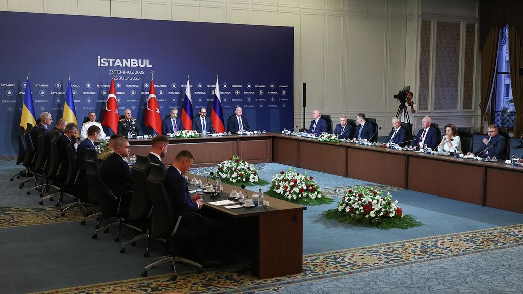 "Должна быть поставлена точка". О чем Россия договорилась с Украиной